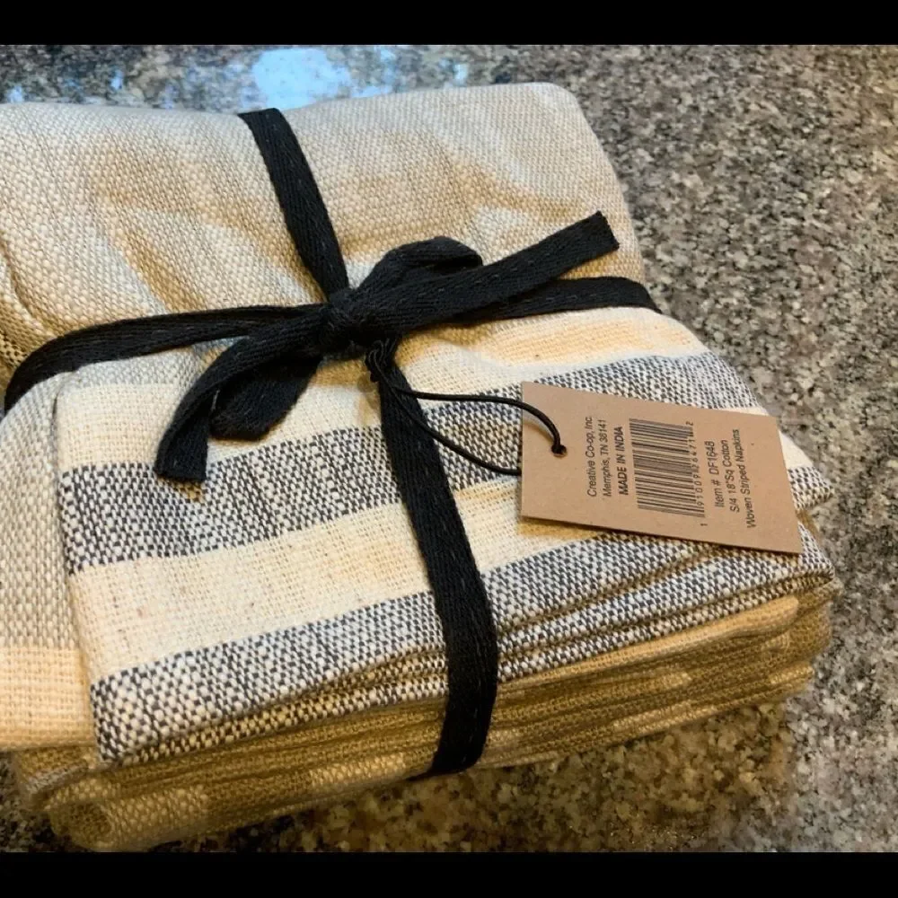 100% Cotton Napkins - NWT Farmhouse charming and trendy beige black